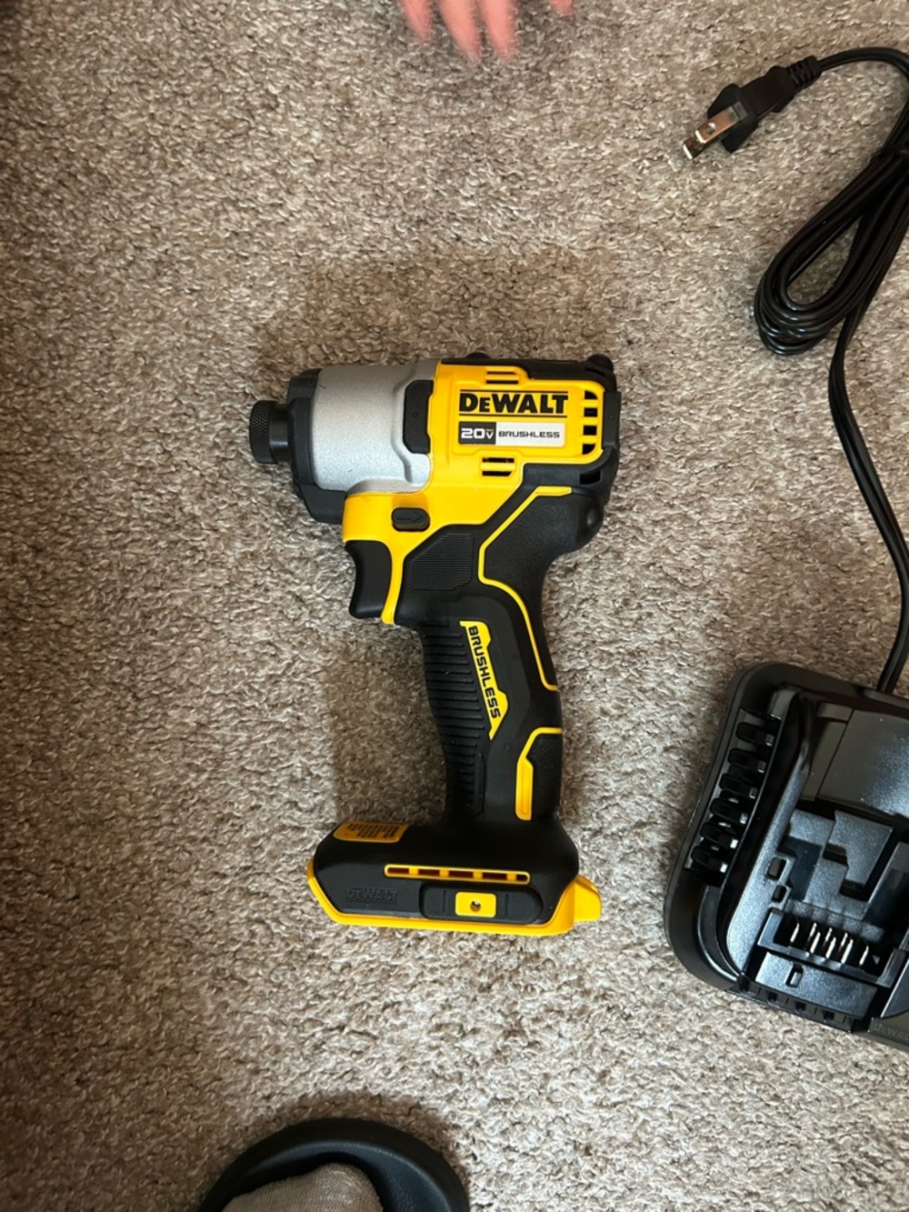 DEWALT 20V Brushless Cordless Impact Driver - Yellow/Black copy model